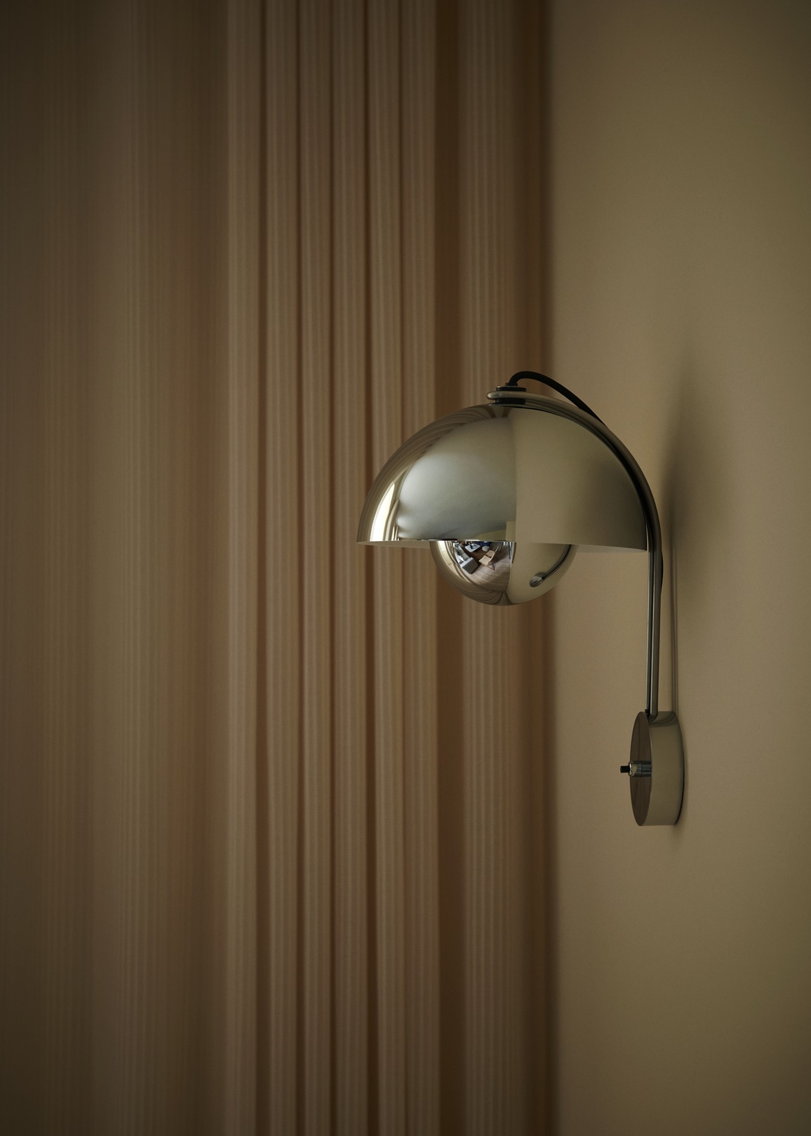 Flowerpot Wall Lamp VP8